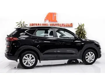Hyundai Tucson Вид 4
