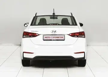 Hyundai Solaris Вид 4