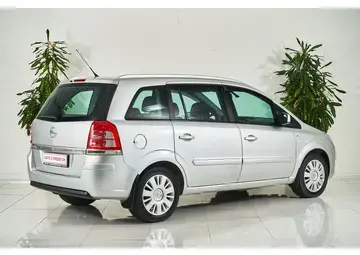 Opel Zafira Вид 5