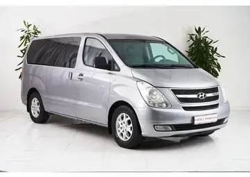 Hyundai Grand Starex Вид 3