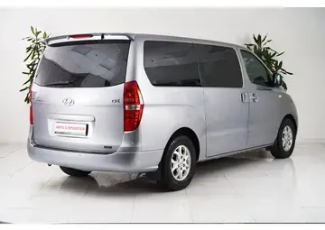 Hyundai Grand Starex Вид 5