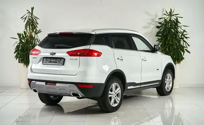Geely Atlas