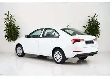 Skoda Rapid Вид 3