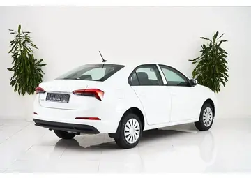 Skoda Rapid Вид 4