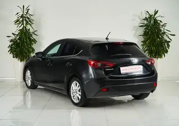 Mazda 3 Вид 4