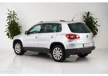 Volkswagen Tiguan Вид 4