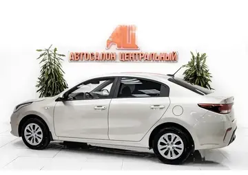 Kia Rio Вид 3