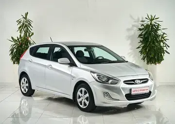 Hyundai Solaris Вид 3
