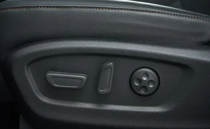 GAC GS8