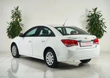 Chevrolet Cruze Вид 4