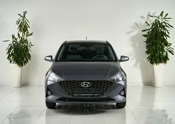 Hyundai Solaris Вид 2