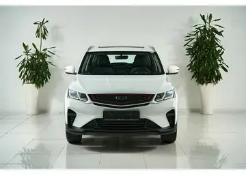 Geely Coolray Вид 2