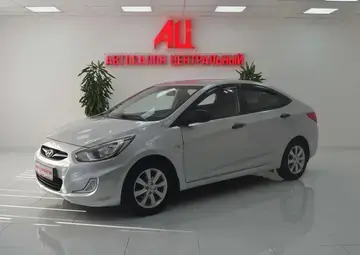 Hyundai Solaris Вид 1