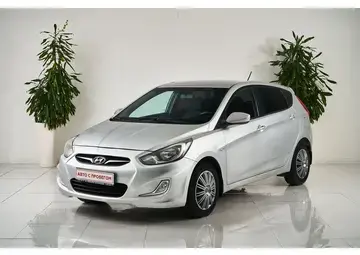 Hyundai Solaris Вид 1