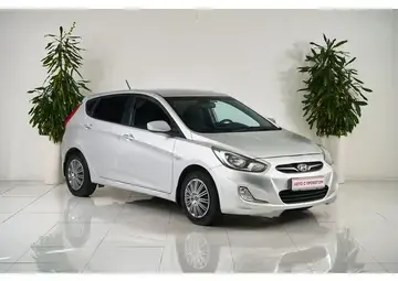 Hyundai Solaris Вид 3