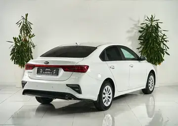 Kia Cerato Вид 5