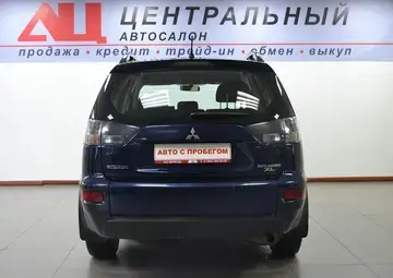 Mitsubishi Outlander Вид 4
