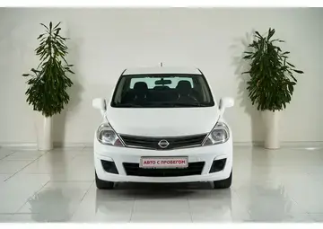 Nissan Tiida Вид 2