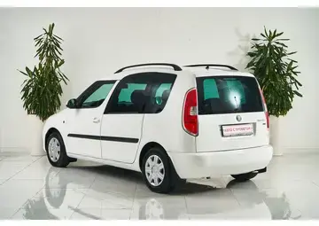 Skoda Roomster Вид 4