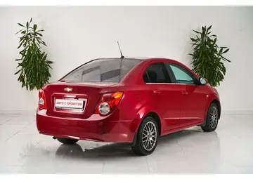Chevrolet Aveo Вид 5