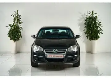 Volkswagen Jetta Вид 2