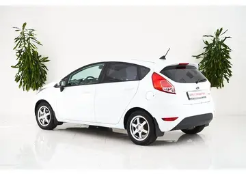 Ford Fiesta Вид 4