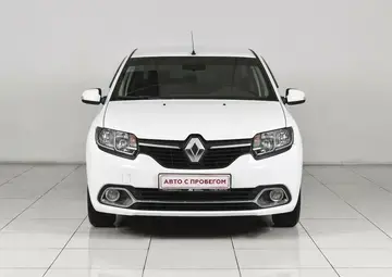 Renault Logan Вид 3