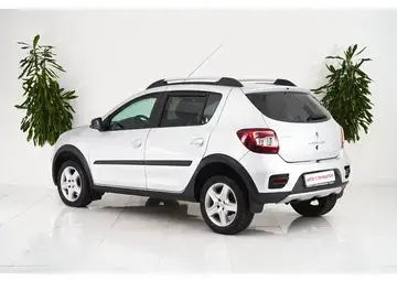 Renault Sandero Вид 4