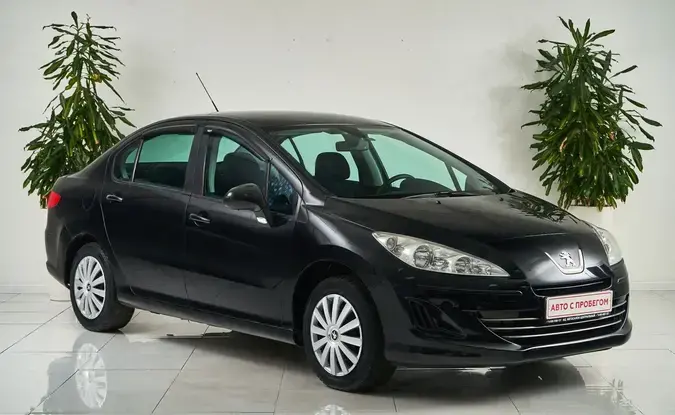 Peugeot 408