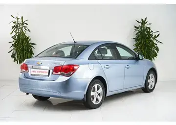 Chevrolet Cruze Вид 5