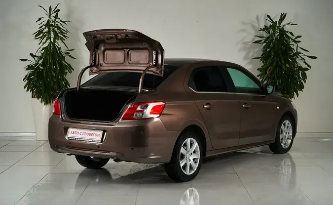 Peugeot 301