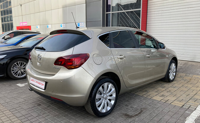 Opel Astra