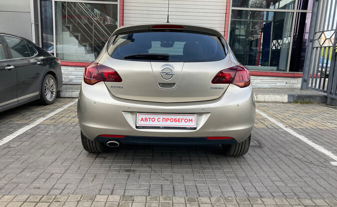 Opel Astra