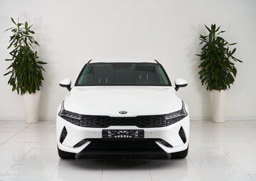 Kia K5 Вид 2