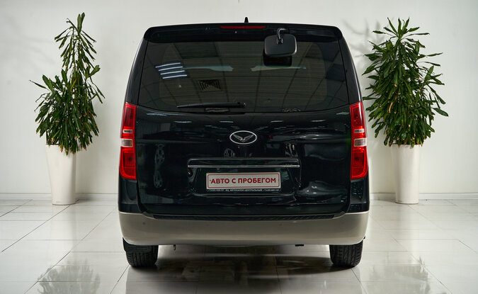 Hyundai Grand Starex