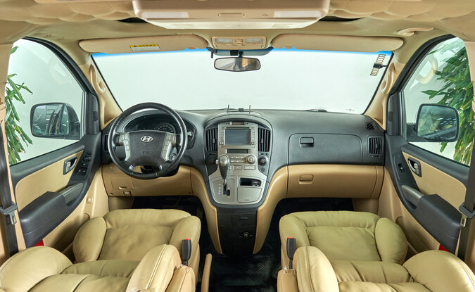 Hyundai Grand Starex