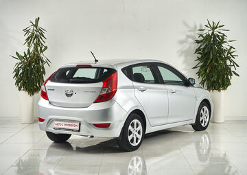 Hyundai Solaris Вид 5