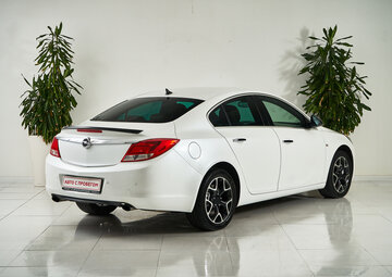 Opel Insignia Вид 5