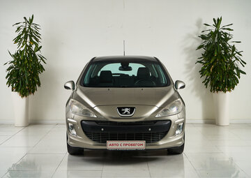 Peugeot 308 Вид 2