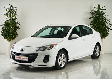 Mazda 3 Вид 3