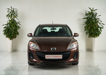 Mazda 3 Вид 2