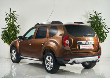 Renault Duster Вид 4
