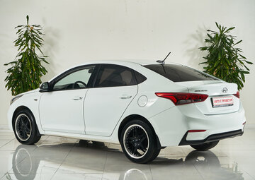 Hyundai Solaris Вид 5