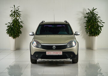 Renault Sandero Вид 2