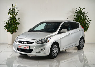 Hyundai Solaris Вид 1