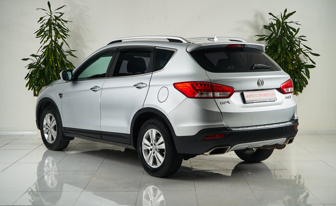 Dongfeng AX7