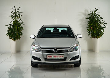 Opel Astra Вид 2