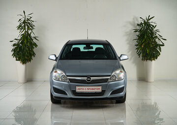 Opel Astra Вид 2