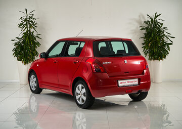 Suzuki Swift Вид 4
