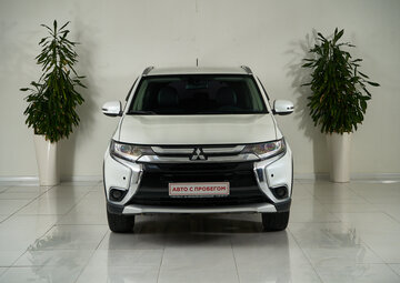 Mitsubishi Outlander Вид 2